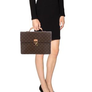 HTF Louis Vuitton Laguito. THIS bag closes deals!